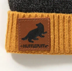 Hufflepuff Heathered Knit Beanie -Christmas 250033 33 DETAIL 70471.1589469415