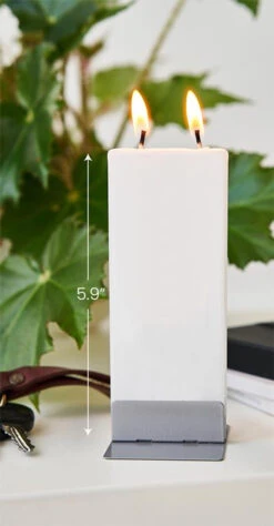 Flatyz Snowy Cardinal On Pine Branch Candle -Christmas FlatyzCandleSize ef95f675 8e82 43ee 81e5 c46cb7efc566 400x 82395.1634915027