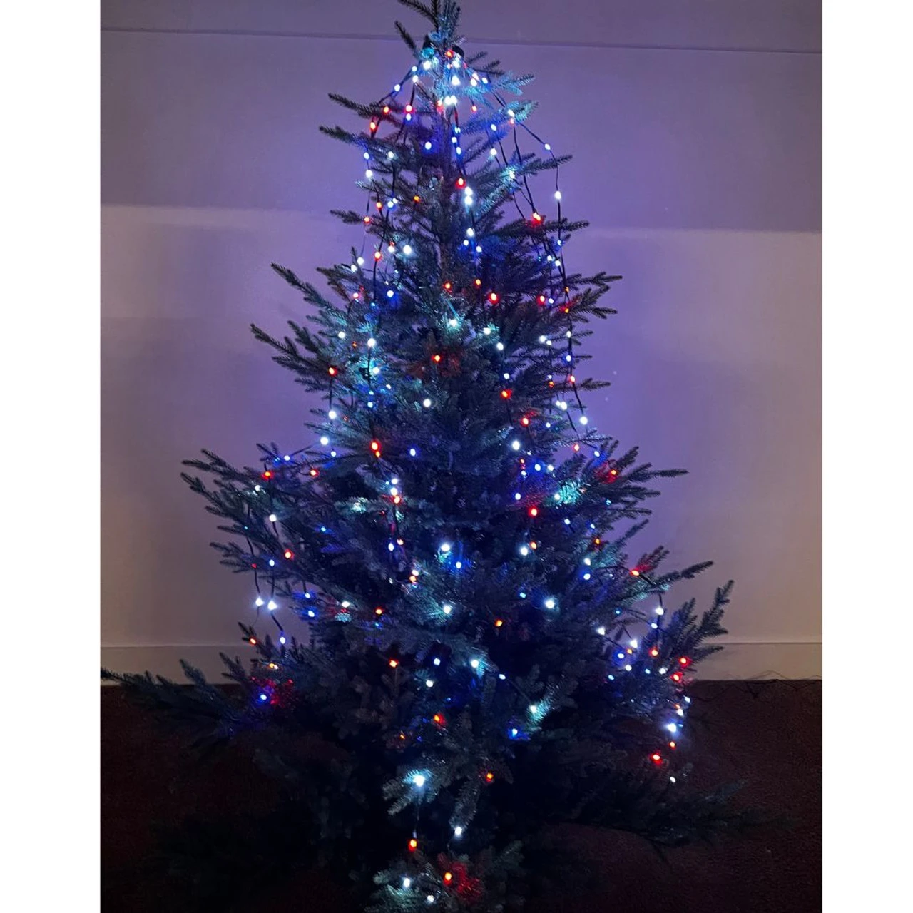Lumineo Easy Loop Multicolor Christmas Tree Lights With Remote Control 14 Functions! 8 Lumineo Easy Loop Multicolor Christmas Tree Lights With Remote Control 14 Functions! - Image 6