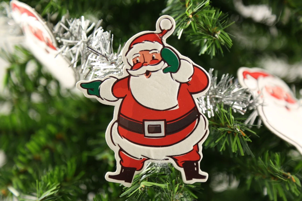 8 Foot Paper Santa Garland 4 8 Foot Paper Santa Garland - Image 2